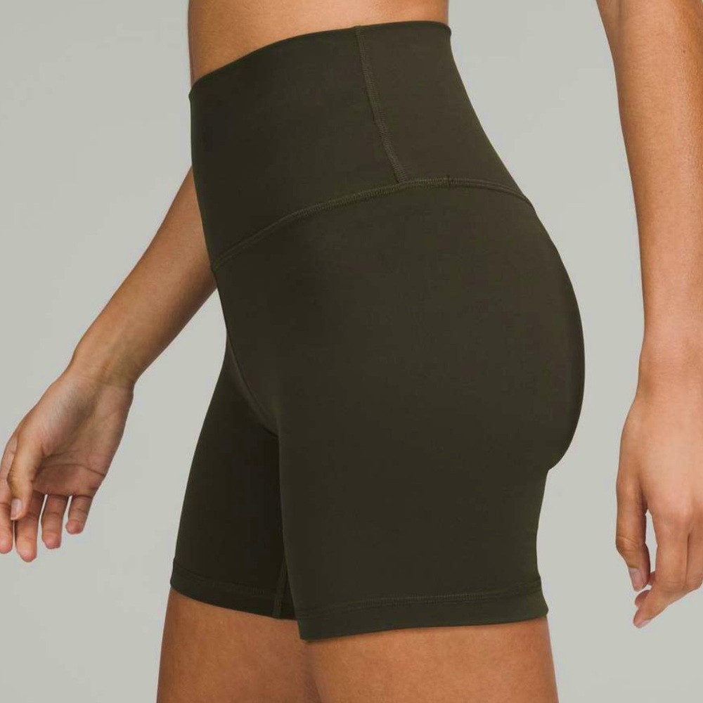 Lululemon align short